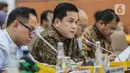 Menteri BUMN Erick Thohir menyampaikan pandangannya saat rapat kerja dengan Komisi VI DPR RI di Kompleks Parlemen, Senayan, Jakarta, Kamis (31/8/2023). (Liputan6.com/Faizal Fanani)