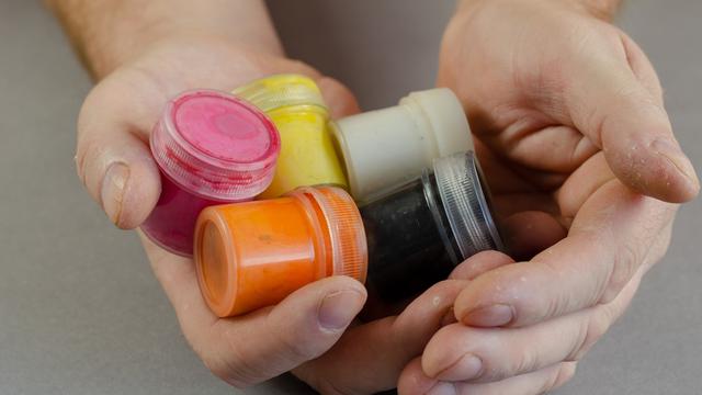 10 Ide Kerajinan dari Botol Bekas, Bernilai Guna dan Estetik