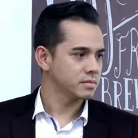 Adegan sinetron Orang Ketiga (Sinemart)