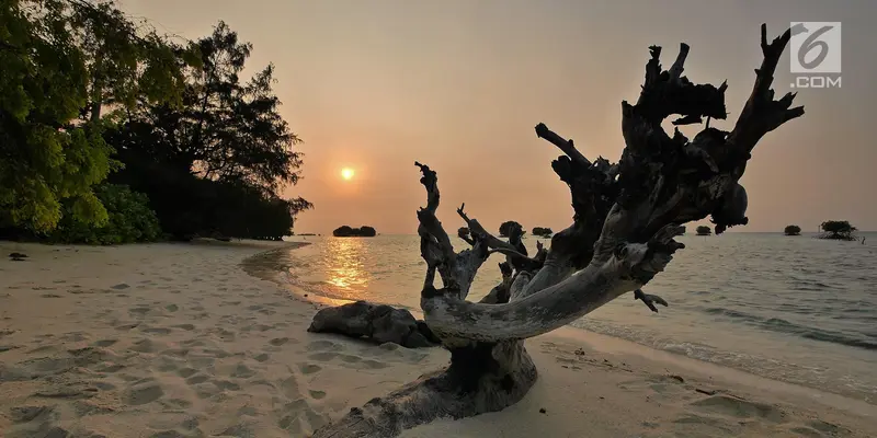 Sunset di Pulau Pari