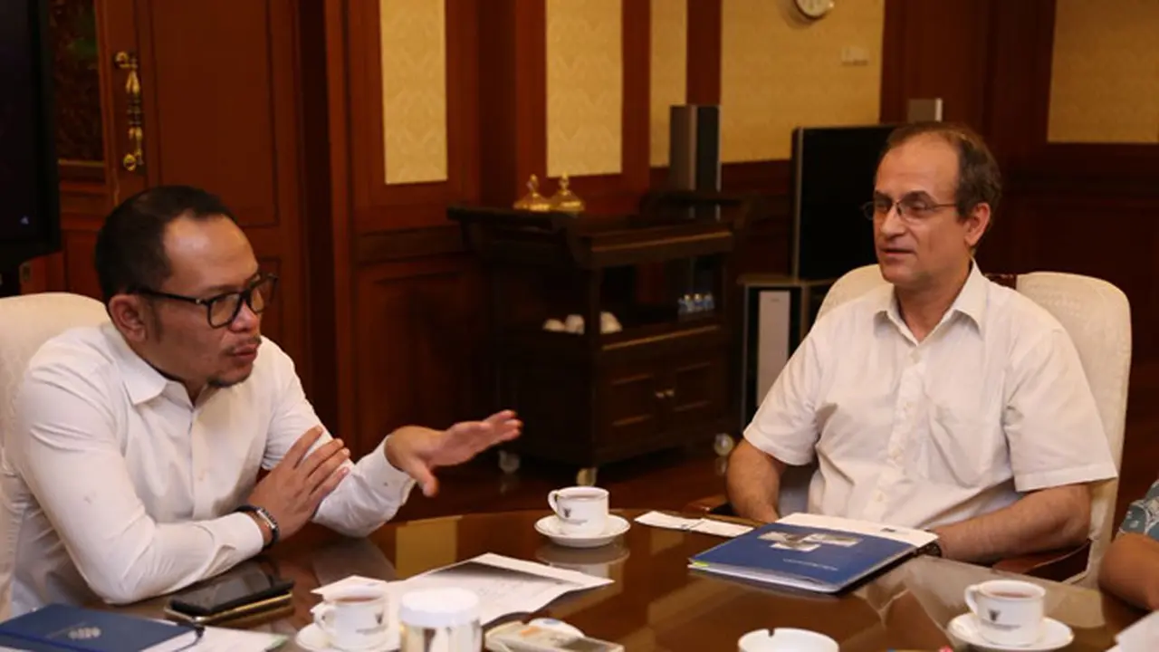 Hanif Dhakiri dan Andreas Goesche