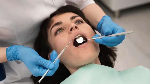 Sering-seringlah periksa gigi