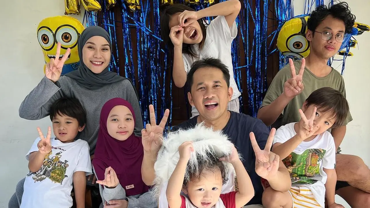 [Fimela] Ultah Anak Zaskia Adya Mecca dan Hanung