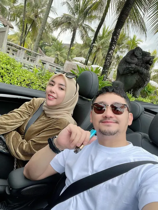 Setelah menikmati bulan madu di Bali, Angga dan Anna panggilan Nurul Kamaria menikmati liburan di Korea Selatan. [Instagram/anggawijaya88]