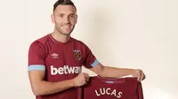 Lucas Perez resmi bergabung dengan West Ham United. (doc. West Ham United)