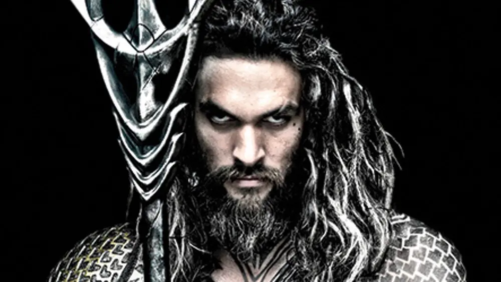 Jason Momoa pemeran Aquaman di Batman v Superman: Dawn of Justice. (geektyrant.com)