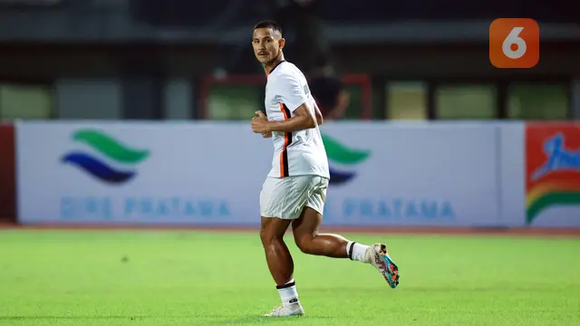 Foto: Aksi Anak Sultan Brunei di Laga Persija Jakarta Vs Ratchaburi FC