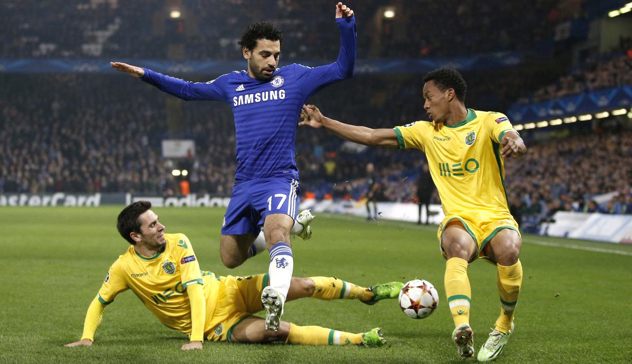 Melepas Mohamed Salah ke AS Roma merupakan salah satu blunder besar bagi Chelsea. Pasalnya, pemain asal Mesir tersebut dengan perlahan mampu bertransformasi menjadi penyerang paling menakutkan di dunia. Bersama Liverpool, Salah benar-benar menjadi raja gol di Liga Inggris. (AFP/Adrian Dennis)