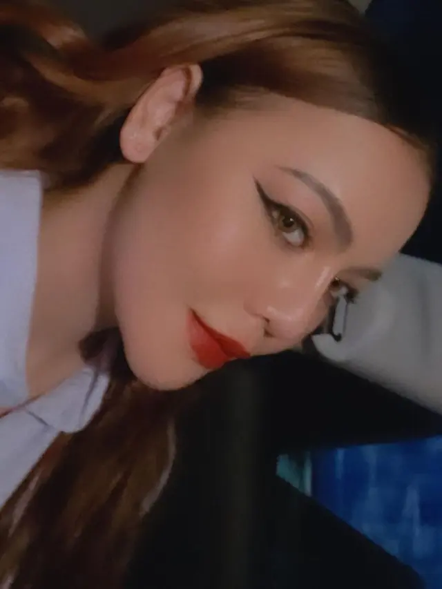 8 Potret Terbaru Ratu Rizky Nabila yang Putuskan Lepas Hijab dan Cadar, Tampil Lebih Terbuka