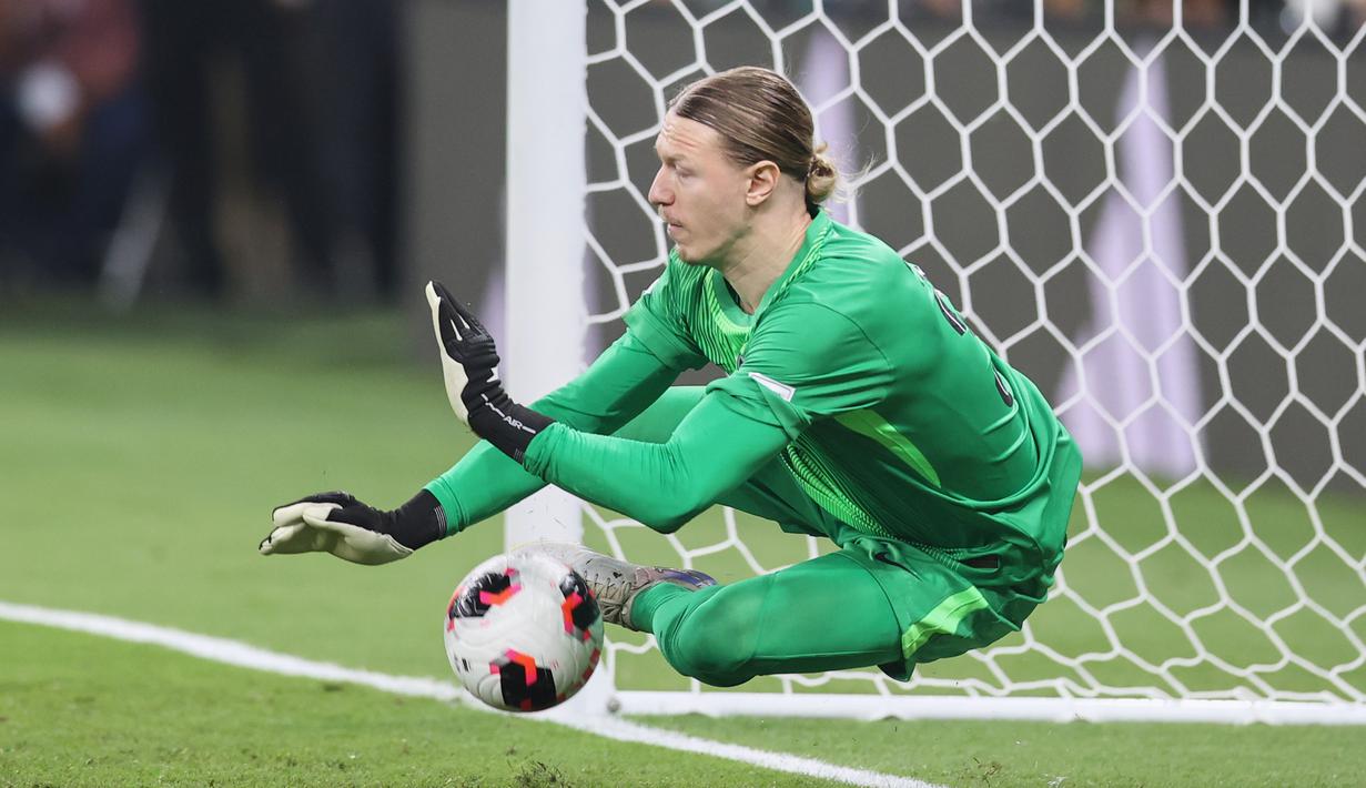 Menariknya, dari sembilan eksekusi penalti yang dilakukan hingga PSG meraih kemenangan. Enam di antaranya gagal berbuah angka. (AP Photo/Hussein Sayed)