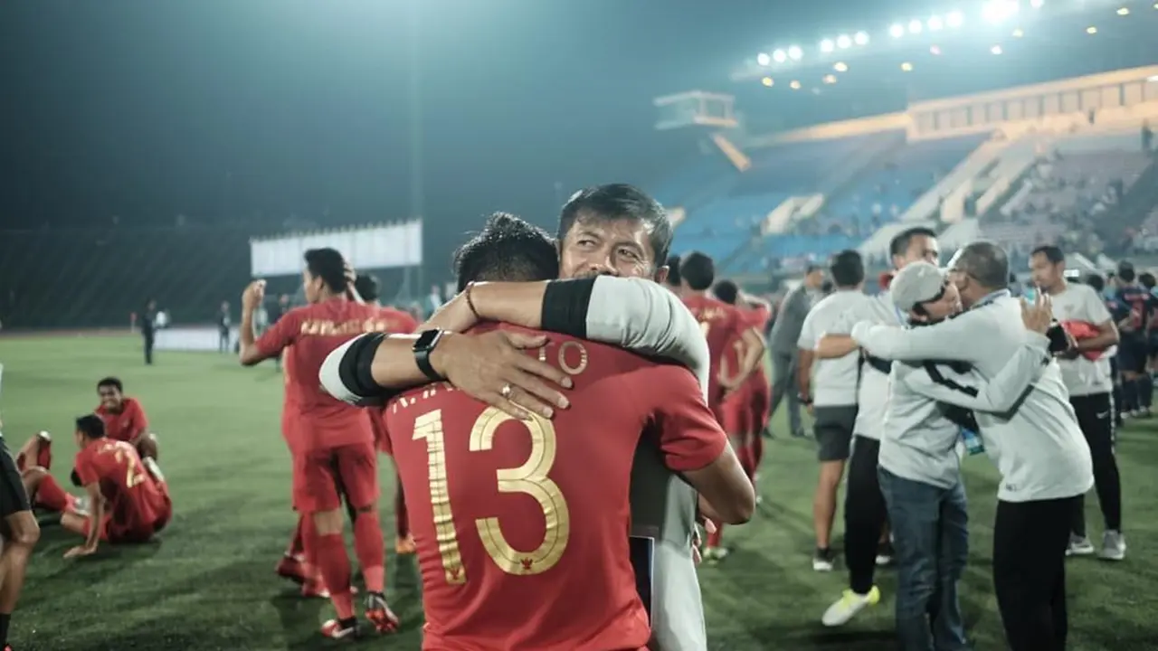 Rachmat Irianto saat Bermain di Timnas Indonesia, Bek Tangguh