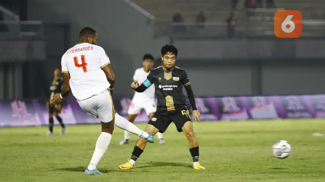 Foto: Diimbangi Dewa United FC, PSM Makassar Gagal Kudeta Madura United dari Puncak Klasemen BRI Liga 1