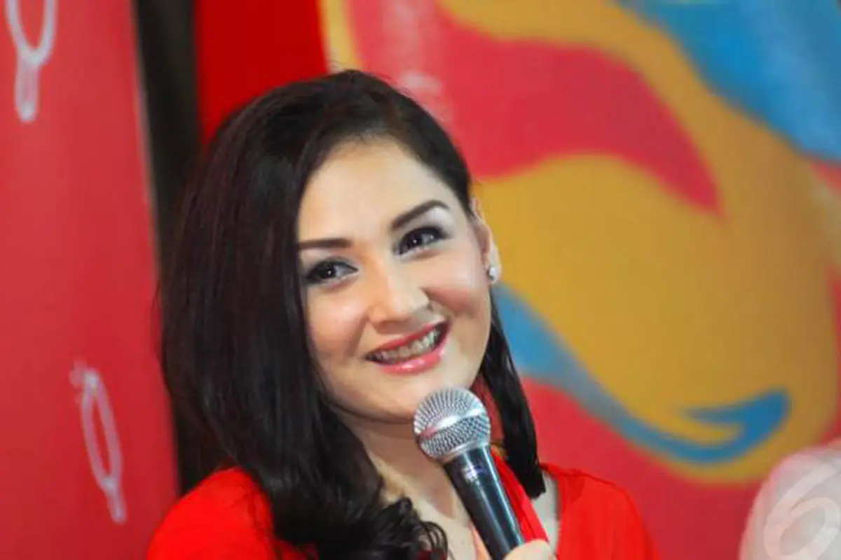 Mona Ratuliu