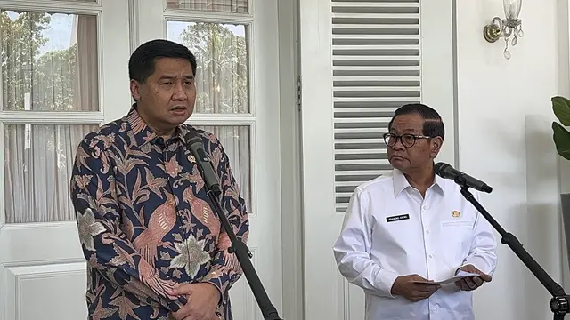 Menteri Perumahan dan Kawasan Permukiman (PKP) Maruarar Sirait dalam konferensi pers usai acara sosialisasi Kredit Program Perumahan (KPP) di Balai Kota Jakarta, Rabu (10/9/2025).