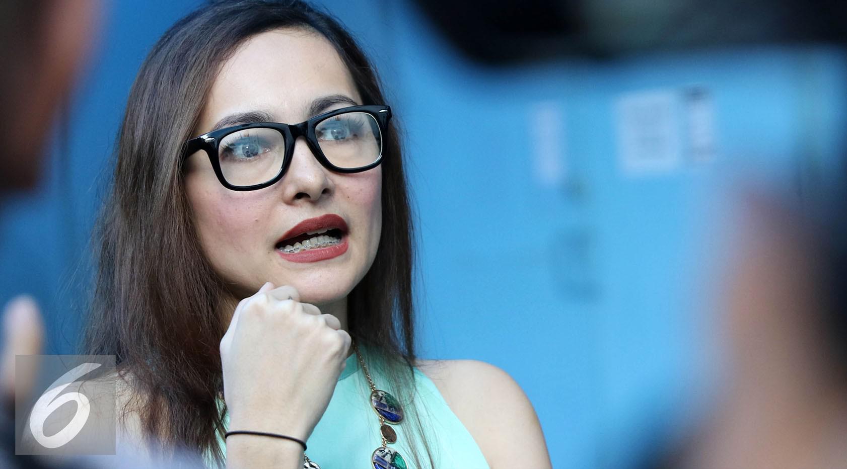 Dewi Rezer dan Marcelino Lefrandt 'Rujuk' di Ultah Anak 