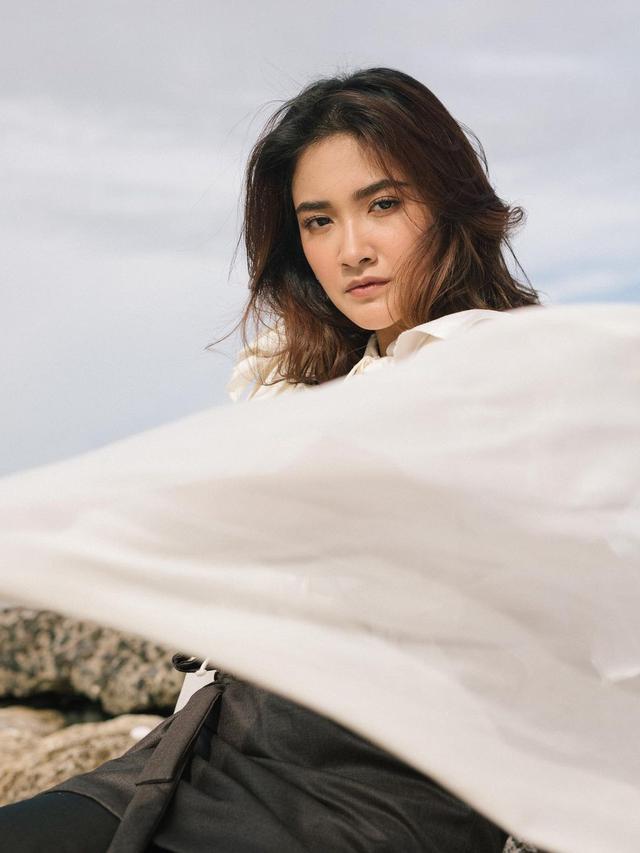 7 Pesona Nadya Arina, Pemeran Catherine di Sinetron Ikatan Cinta