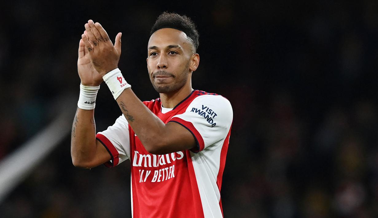 Pierre-Emerick Aubameyang - Pemain asal Gabon itu masih menjadi mesin gol The Gunners musim ini dengan torehan empat gol. Aubameyang juga menjadi pemain Arsenal yang paling sering mengancam gawang lawan karena kemampuanya menusuk hingga ke jantung pertahanan lawan. (AFP/Glyn Kirk)