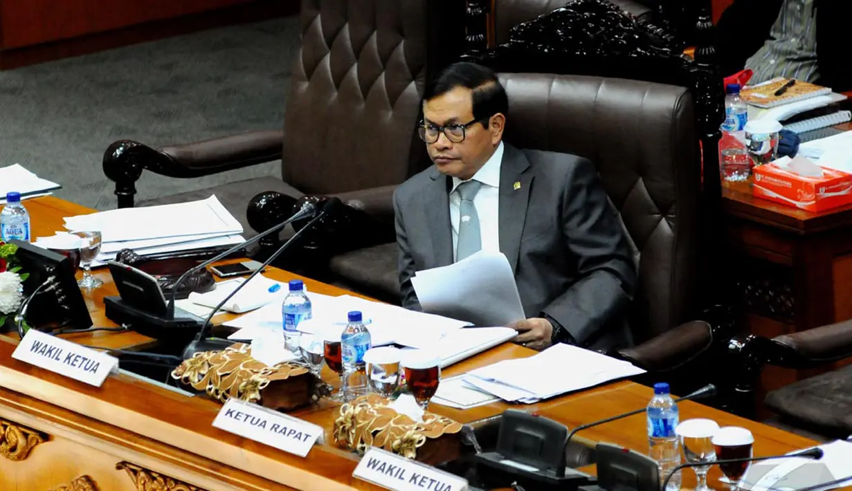 Pramono Anung memimpin rapat Paripurna DPR RI, Senayan, Jakarta, Rabu (24/9/2014) (Liputan6.com/Andrian M tunay)