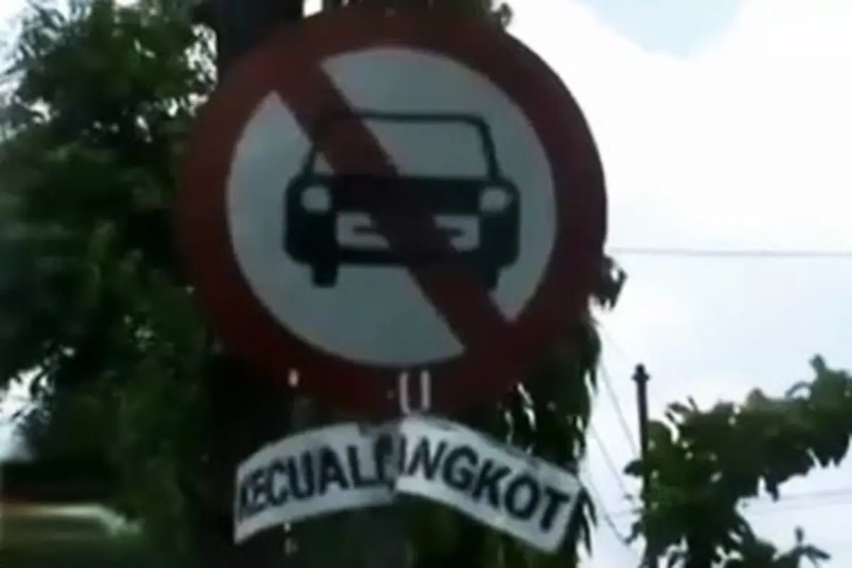 Angkot-Tolak-Mogok