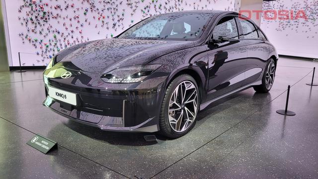 Hyundai Ionic 6