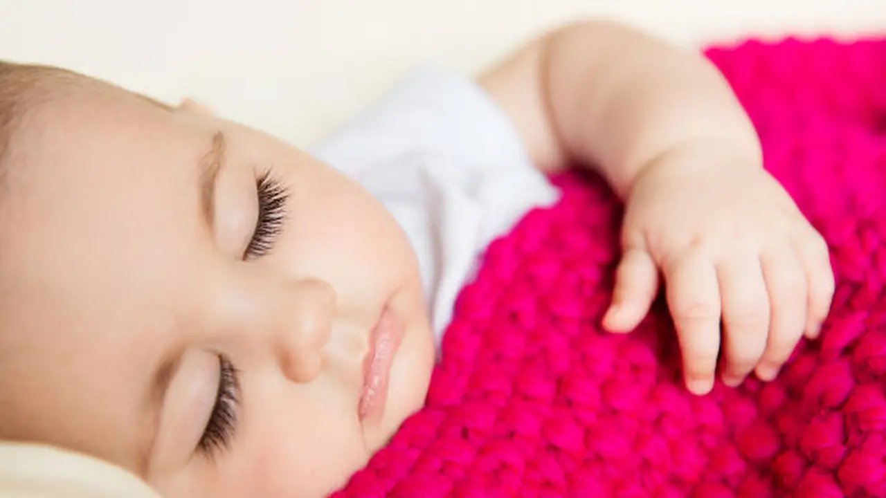 4 Cara Agar Bayi Tidur Lelap