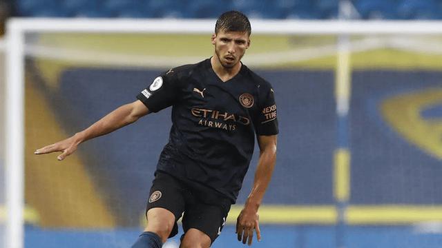2. Ruben Dias (68 juta euro) - Bek asal Portugal ini dilabuhkan Manchester City dari Benfica dengan banderol transfer mencapai 68 juta euro. Ruben Dias diharapkan bisa menjadi tembok kokoh di lini pertahan Manchester City. (AFP/Jason Cairduff/pool)