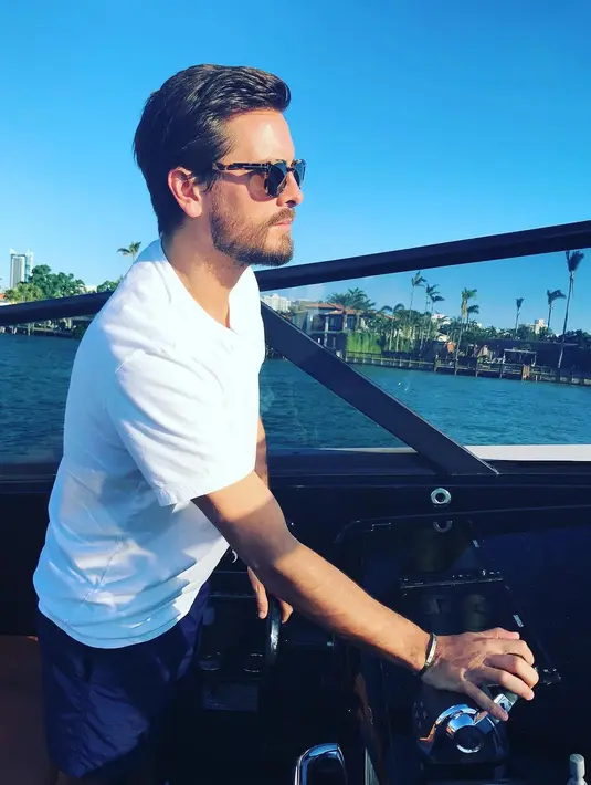 Meski demikian, Scott merasa bahwa Sofia Richie adalah pasangan yang terbaik untuknya. (instagram/letthelordbewithyou)