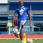 Bek Persib Bandung, Victor Igbonefo. (Bola.com/Muhammad Ginanjar)