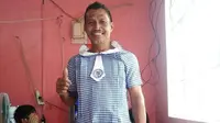 Pesta Kostum Tak Biasa Pengungsi Letusan Gunung Taal Filipina Manfaatkan Pakaian Sumbangan