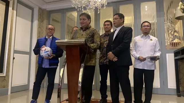 Para ketua umum parpol Koalisi Indonesia Bersatu (KIB) berkumpul Rabu malam (30/11/2022).