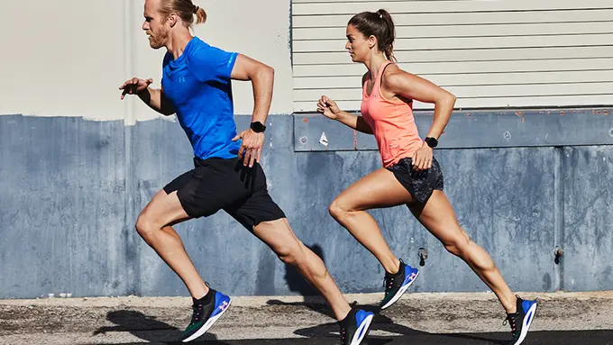 Melangkah Lebih Cepat dan Lebih Jauh dengan Under Armour HOVR Phantom 2 Intelliknit