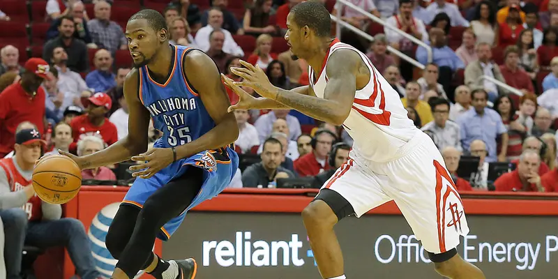 20151103-Thunder Kalah Tipis atas Rockets di Toyota Center