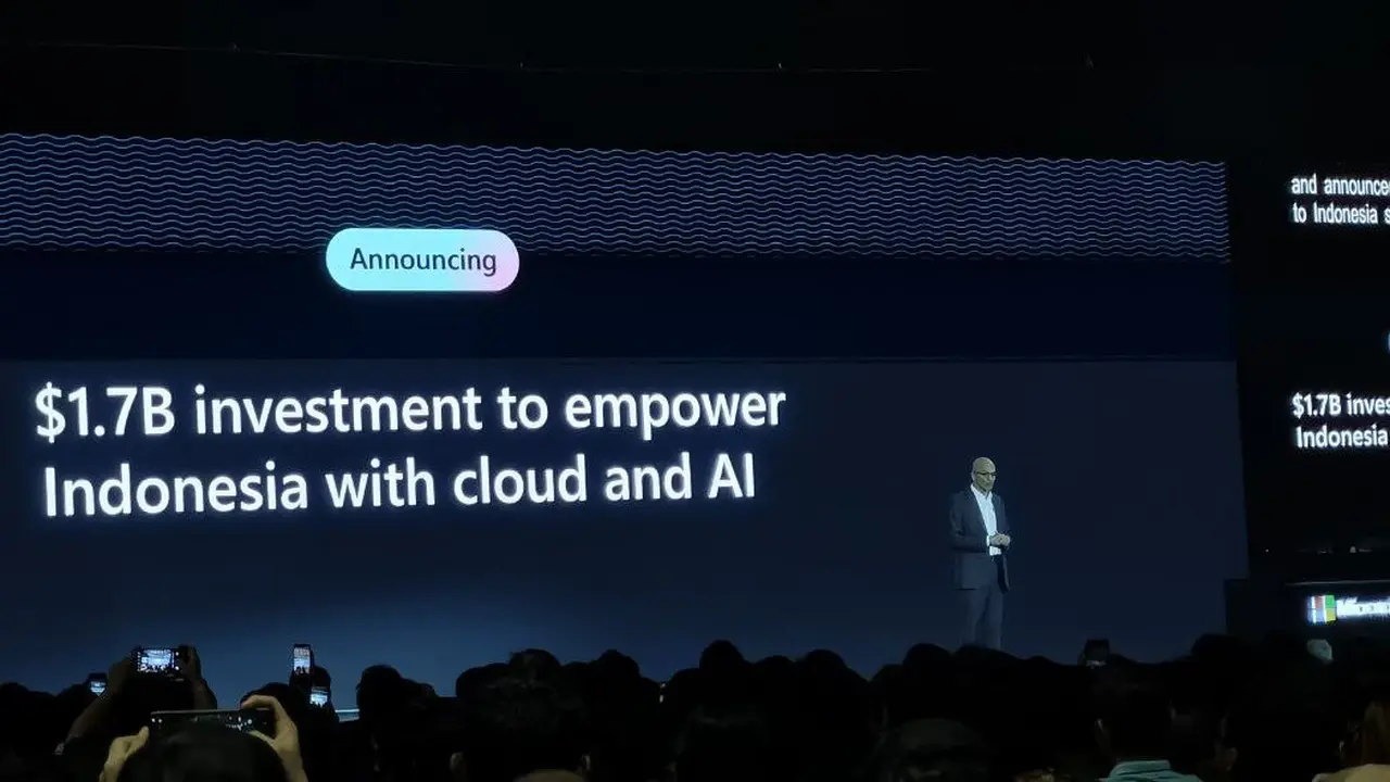 CEO Microsoft Satya Nadella saat berbicara di atas panggung dalam event Microsoft Build di Jakarta, Selasa (30/4/2024). Liputan6.com/Agustinus Mario Damar