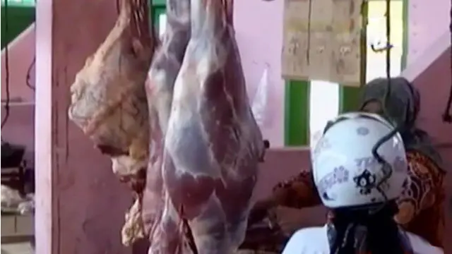Mahalnya harga daging sapi di pasaran mengundang komentar Presiden Joko Widodo, hingga eks Gafatar asal kabupaten Tegal.