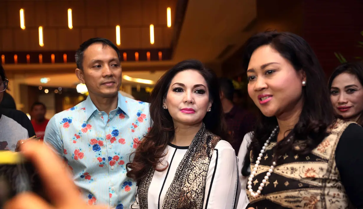 Setelah menjalani rumah tangga sekitar tiga tahun, Olivia Nathania atau biasa dikenal Oi menggugat cerai suaminya, Ardy Prasetya. Sejak 18 Januari, Oi mengajukan gugatan di PA Jakarta Selatan. (Nurwahyunan/Bintang.com)