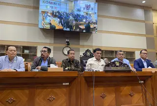 pimpinan dan anggota komisi III DPR menggelar rapat khusus penyiraman air keras terhadap aktivis KontraS Andrie Yunus. (Liputan6.com/Delvira Hutabarat)