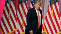 Calon presiden Amerika Serikat (AS), Donald Trump saat berkampanye di Mar-A-Lago Resort di Palm Beach, Florida (REUTERS/Joe Skipper)