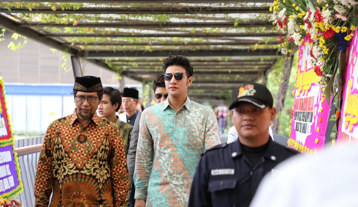 Ammar Zoni dan Irish Bella