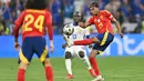 Namun, La Furia Roja mampu bangkit dan berbalik menang lewat aksi Lamine Yamal dan Dani Olmo. (MIGUEL MEDINA / AFP)