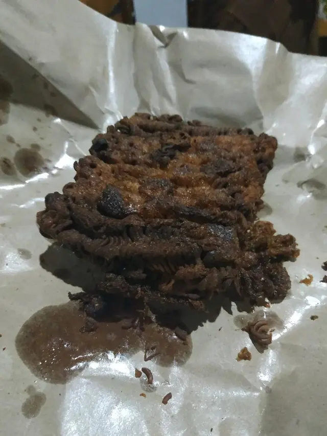 7 Momen Apes saat Beli Makanan Ini Nyesek Abis, Pernah Mengalami?