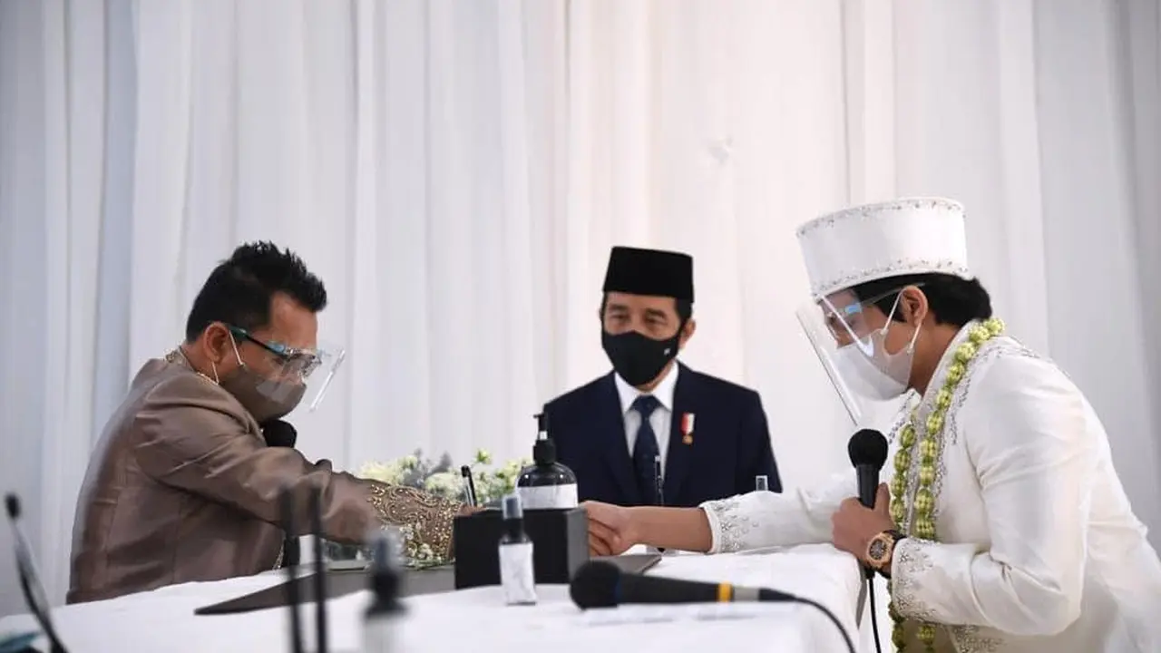 Jadi Saksi Nikah, Ini Potret Jokowi dan Prabowo di Akad Nikah Atta Aurel