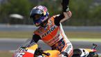 Dani Pedrosa pebalap tim Honda MotoGP balapan adu kencang dengan mobil Indy Car di sirkuit Indianapolis, Amerika Serikat.