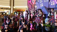 Kostum manggung JKT 48 di acara Trick or Thrill di AEON Mall BSD City