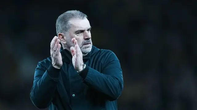 Foto: Pasukan Muda Unjuk Gigi, Tottenham Hotspur Melaju ke Babak 16 Besar Liga Europa