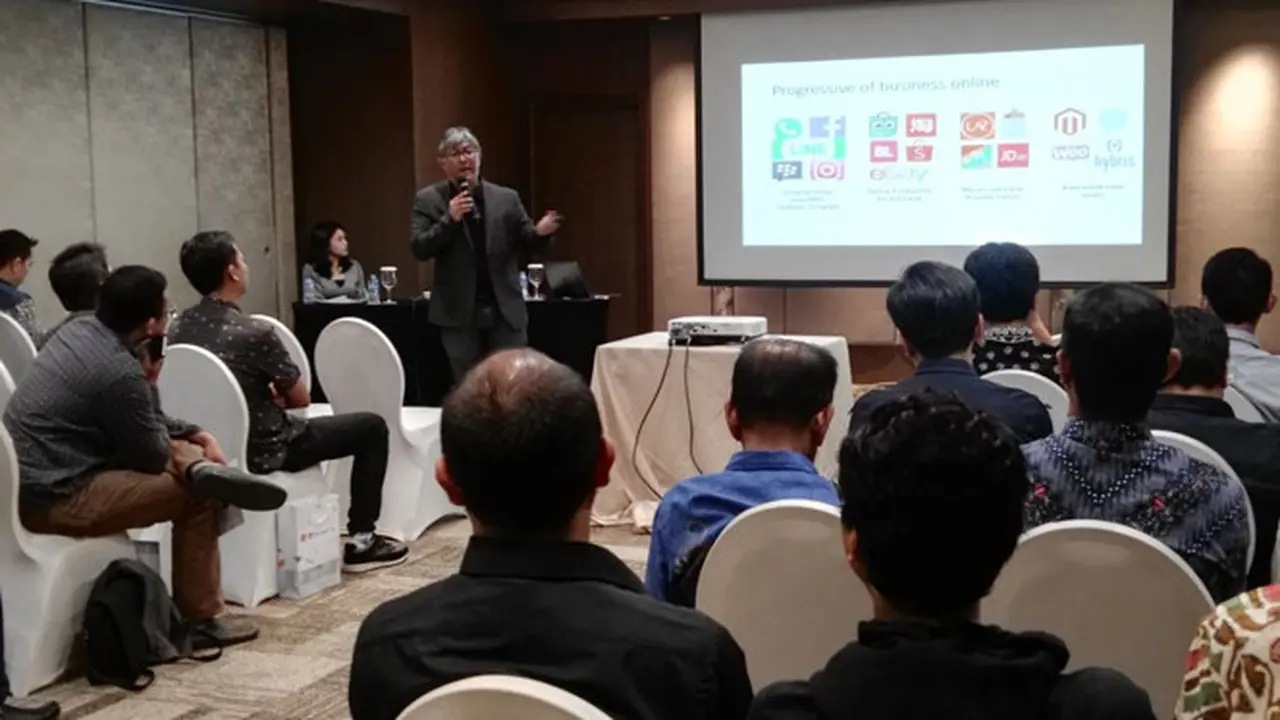 workshop bertajuk "How to Run your E- commerce Business with Swift"