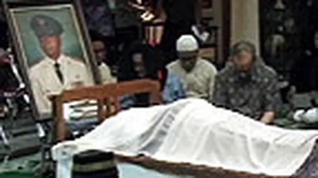 Mantan Gubernur Jakarta Wiyogo Atmodarminto Wafat