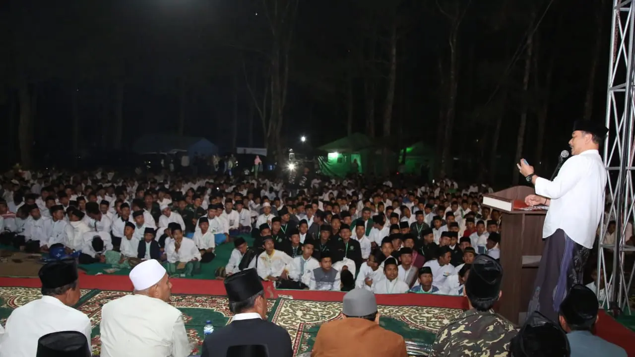 Peringatan Hari Santri Nasional, Banyuwangi Gelar Kemah Santri di Hutan Pinus Songgon