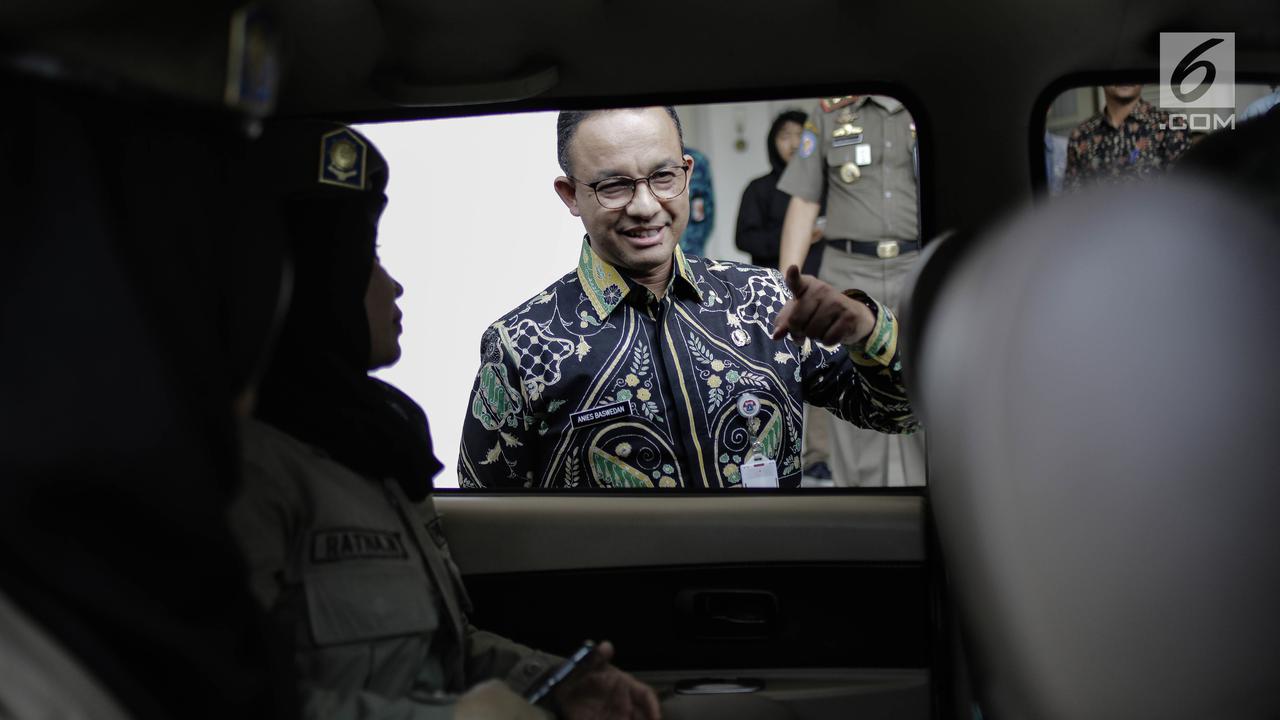 Pastikan Alexis Tutup, Anies Baswedan Terjunkan 30 Ibu-Ibu Satpol PP