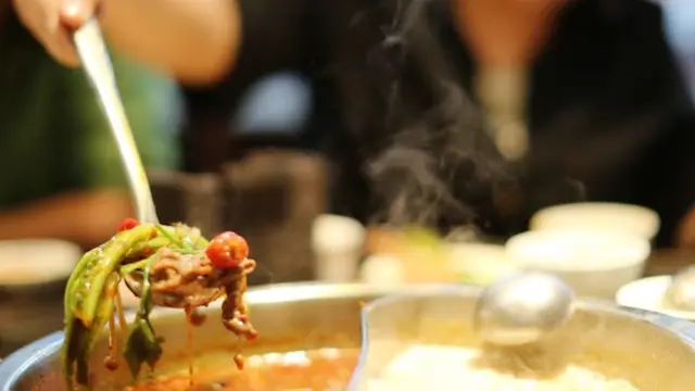 Konon, di masa lalu Sichuan Hotpot adalah makanan kaum pinggiran