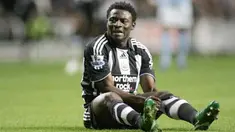 Reaksi kekecewaan striker Newcastle United asal Nigeria, Obafemi Martins di laga lanjutan EPL lawan Manchester City di St James Park, Newcastle, 20 Oktober 2008. AFP PHOTO/CRAIG BROUGH